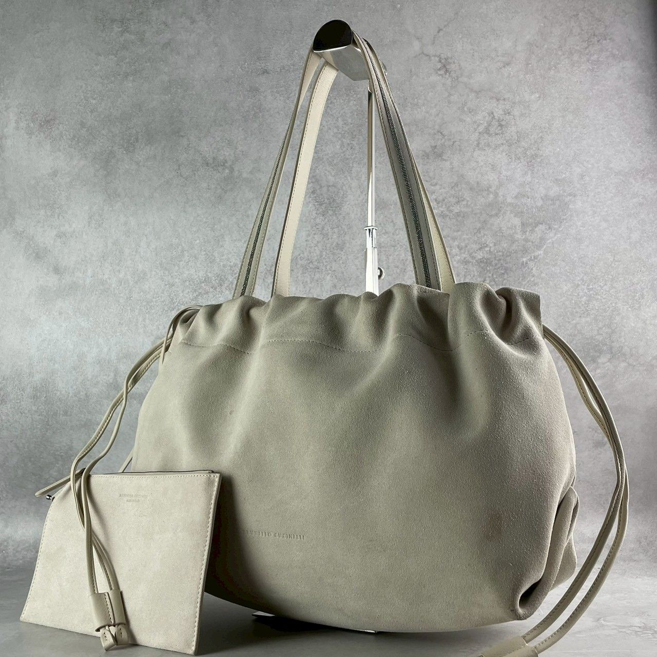 入手困難品✨BRUNELLO CUCINELLI ブルネロクチネリ ポーチ付き巾着 