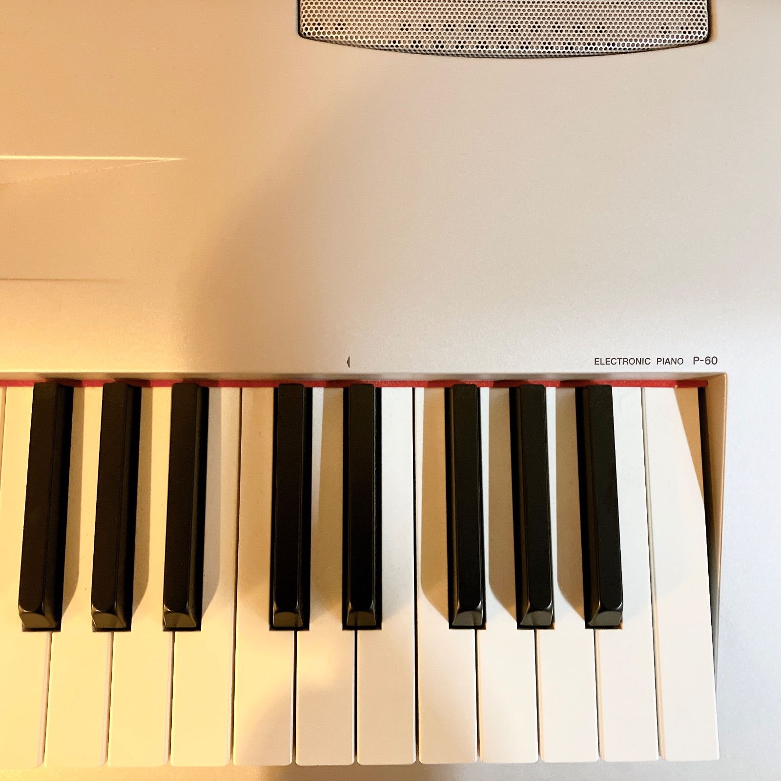 ヤマハ P-60S 電子ピアノ 専用木製スタンド付 フットペダル カバー