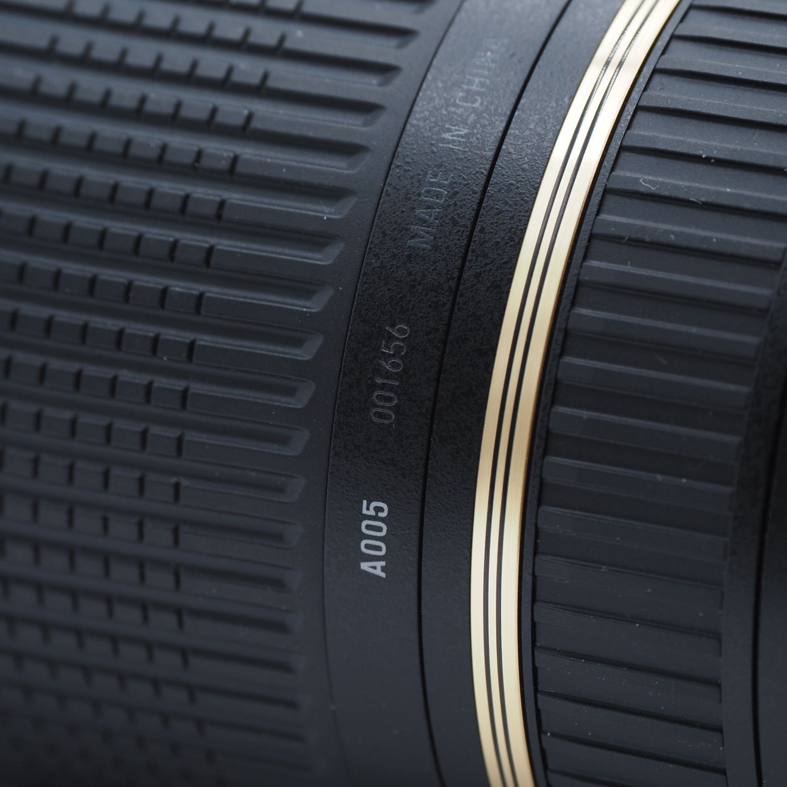 TAMRON タムロン SP 70-300mm F4-5.6 Di USD ソニーAマウント A005S