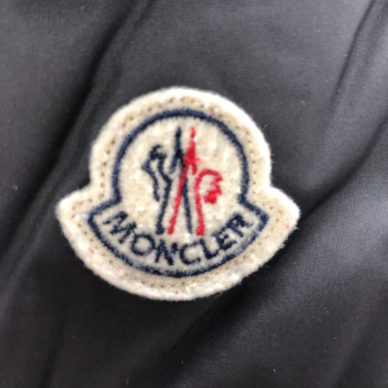 MONCLER メンズ ダウンジャケット コミックラベル G32-003 モンクレール SGSF10-9540 MONCLER メンズ ダウンジャケット コミックラベル G32-003 モンクレール SGSF10-9540