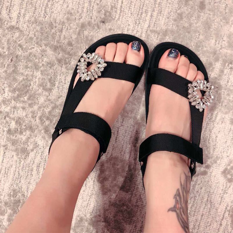 キラキラカジュアルビジューサンダル夏おしゃれ