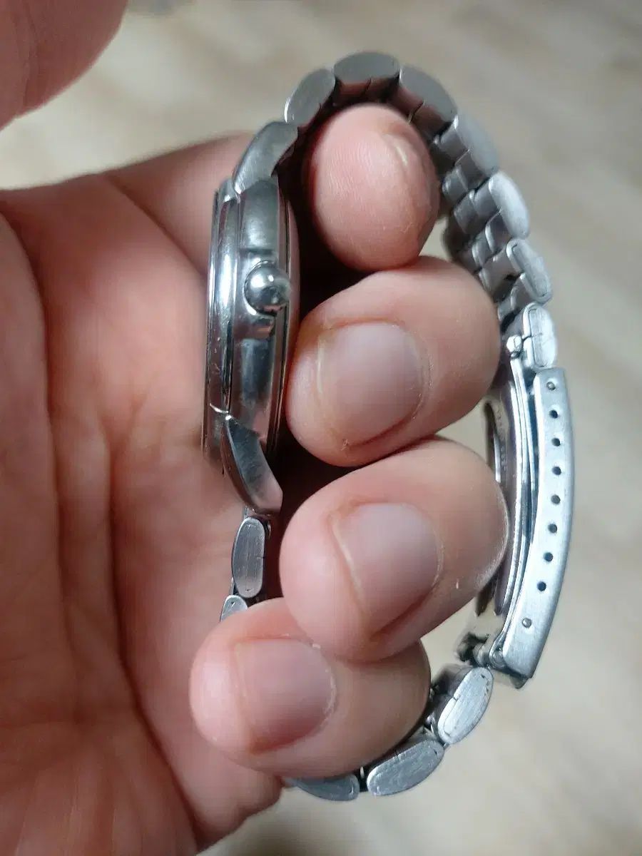 ティソ シースター