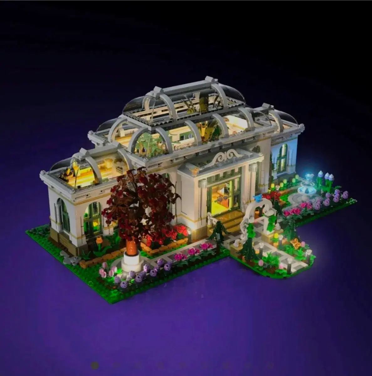 LEGO 21353 植物園 ラマブ