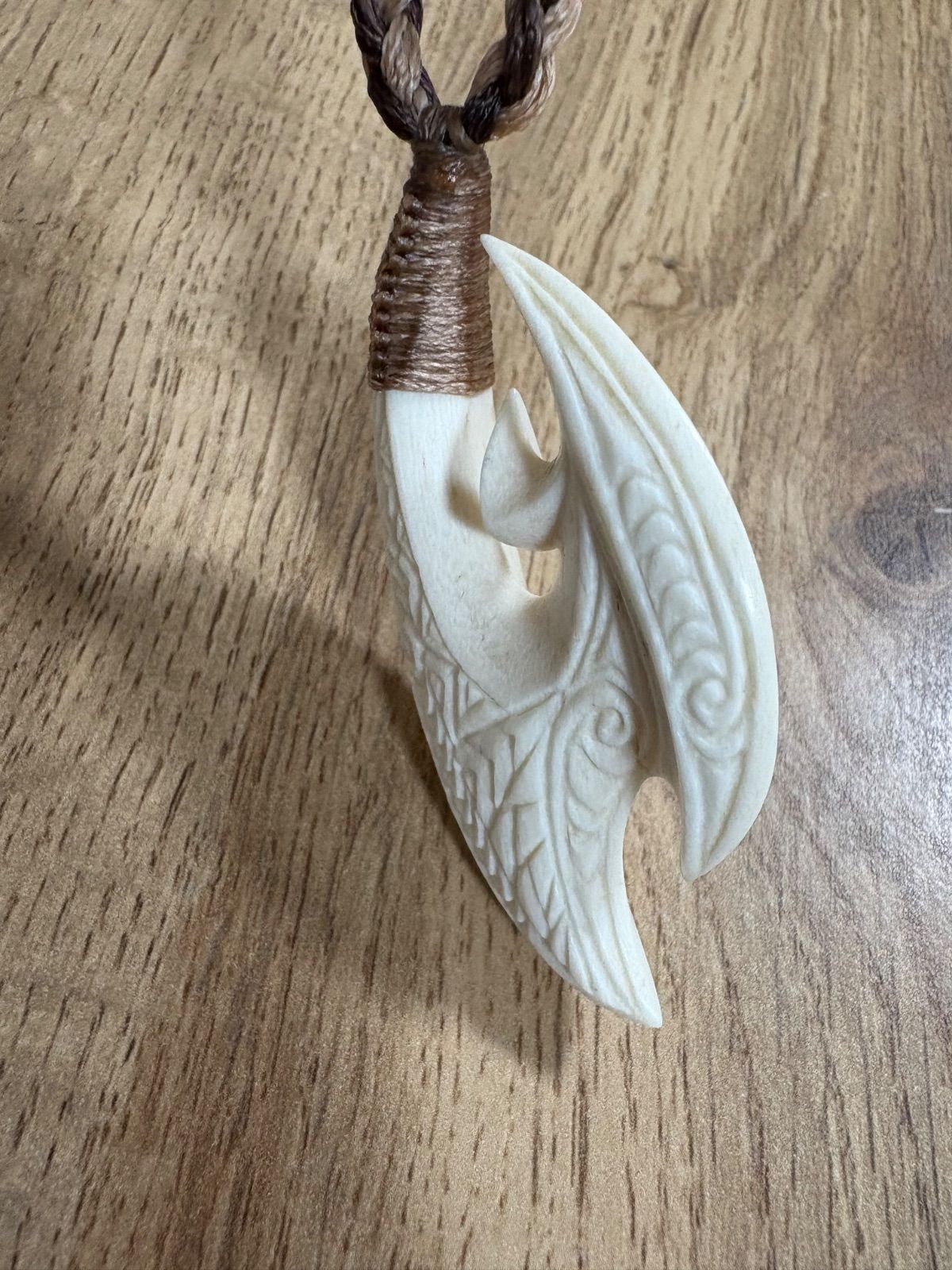 ボーンカービングネックレス(sw93)Lサイズ マッコウ - メルカリ