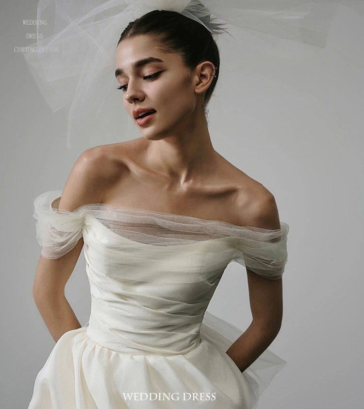 ウェディングドレス オフショルダー