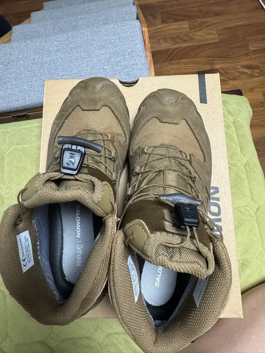 SALOMON XA forces 戦闘靴 ミッド