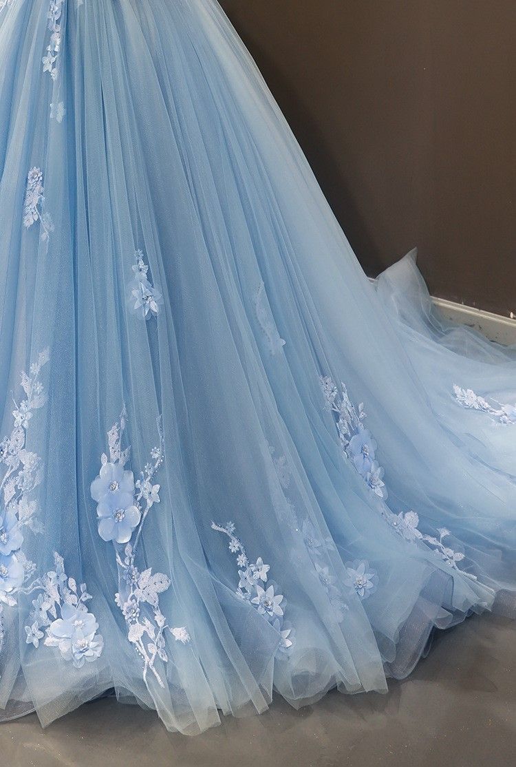 オフショルダーボリュームドレスパーティー結婚式演奏会