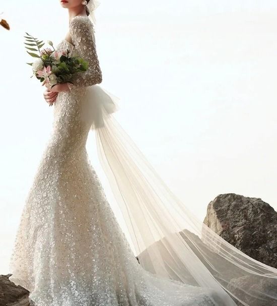 お花ビジューレース ウェディングドレス