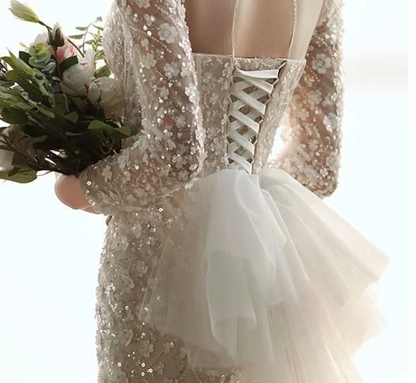 お花ビジューレース ウェディングドレス