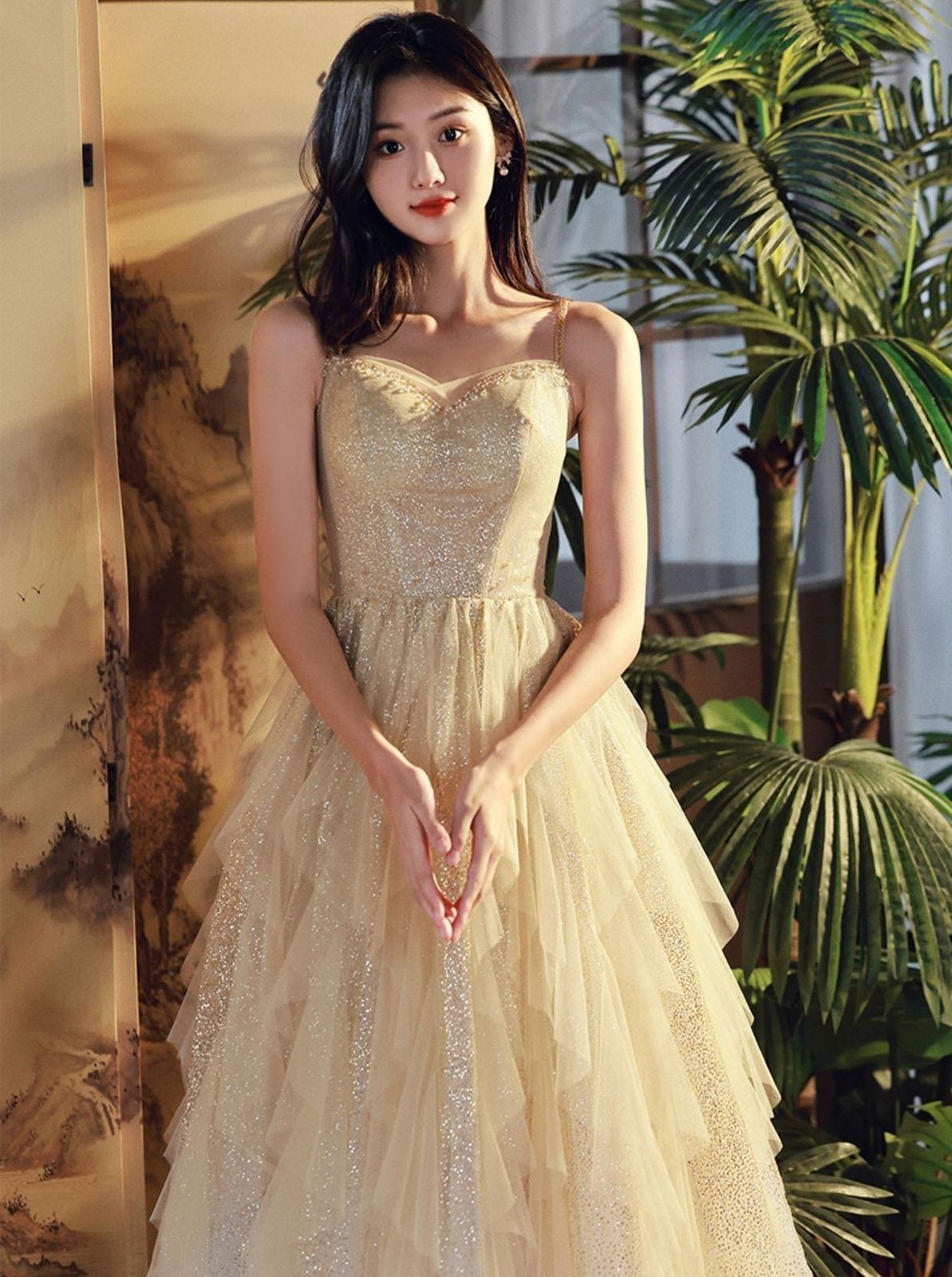 キャミソール 結婚式 ドレス ウェディング パーティードレス キラキラ服