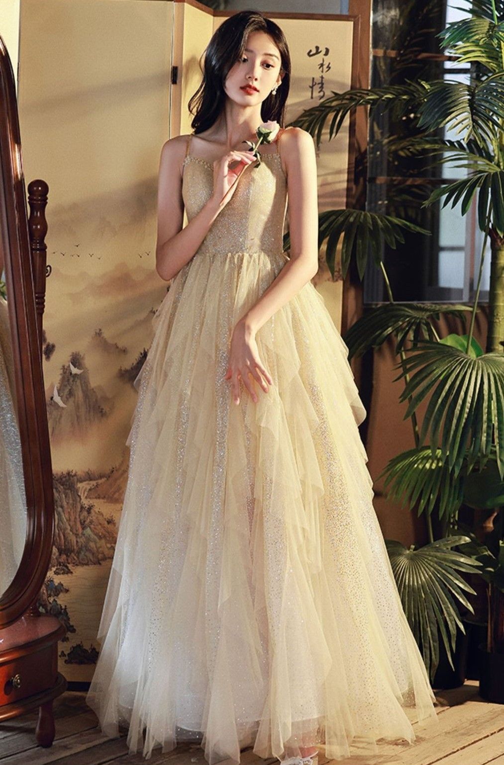 キラキラキャミソールパーティードレスウェディングドレス結婚式