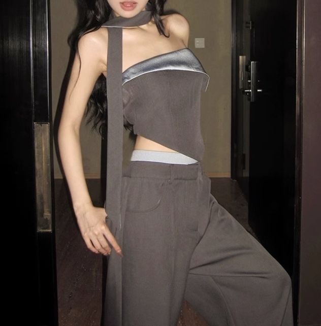 チューブトップ