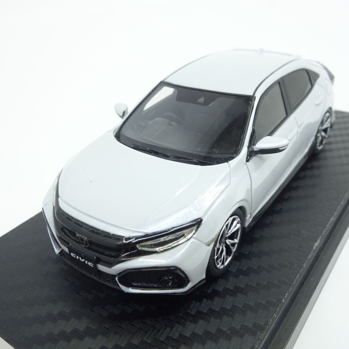 ホワイトオーキッドパール