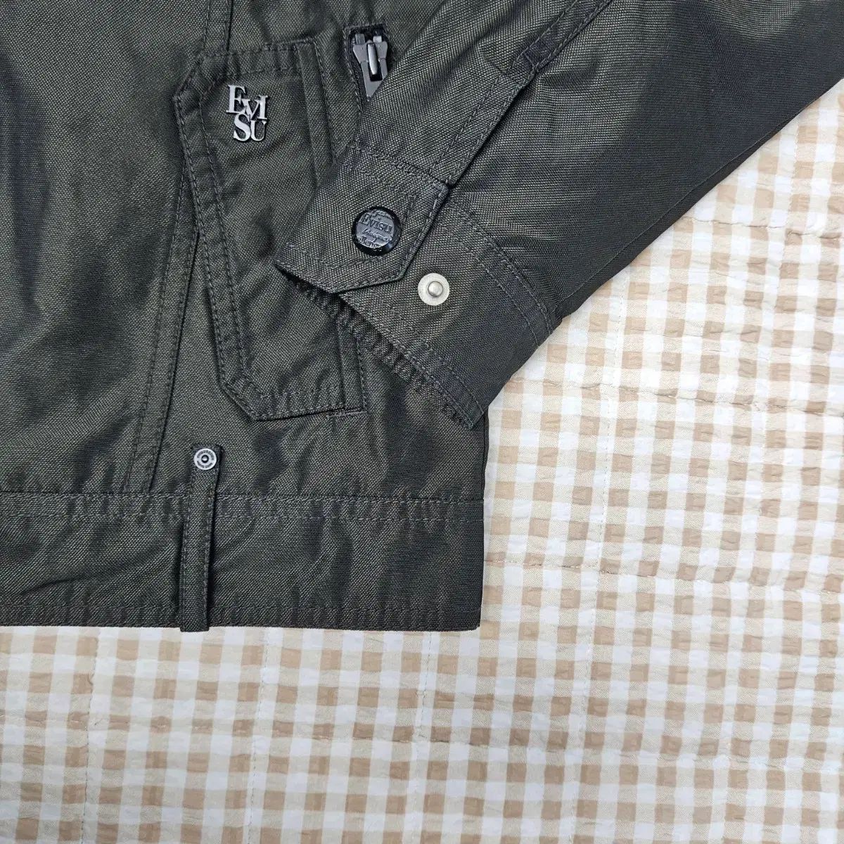 EVISU エヴィス ダブルジップアップ ジャケット 季節の変わり目 メンズ100サイズ エヴィス ダウンジャケット 保温性 防寒 暖かい