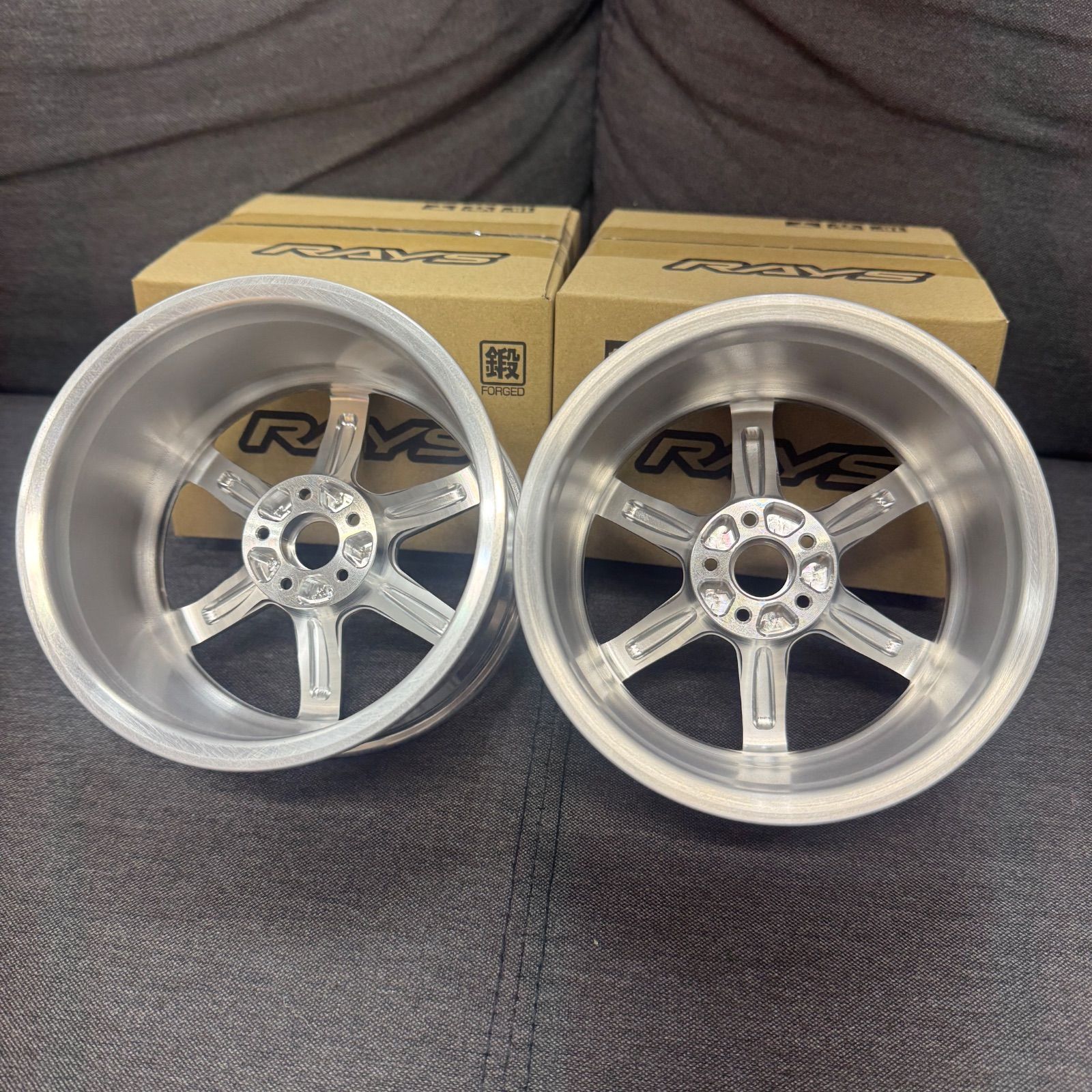 ミニチュアホイール RAYS VOLKRACING TE37SAGA ブラッシュド バフ 2