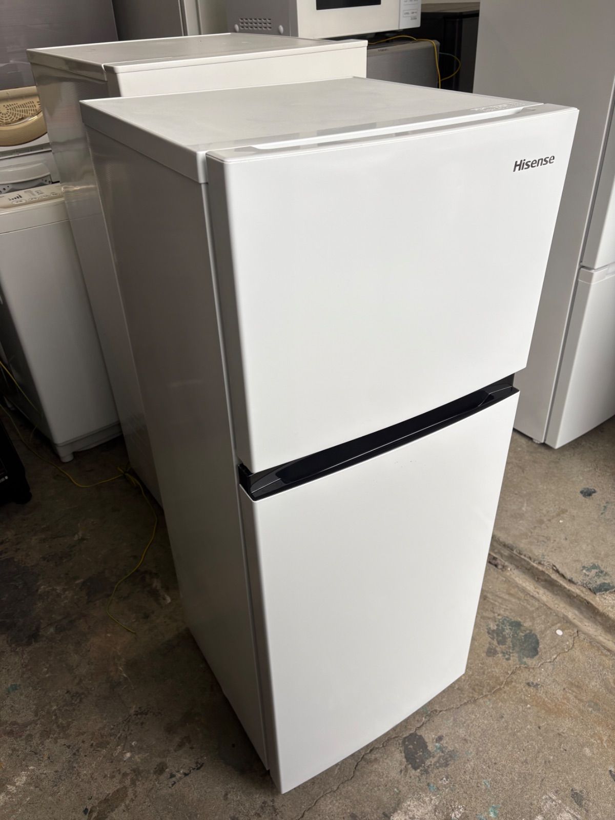 【美品】ハイセンス　ノンフロン冷凍冷蔵庫　HR-B1202　2021年製　H 高年式】2021年式 120L Hisense 冷蔵庫 HR-B1202 【公式通販】