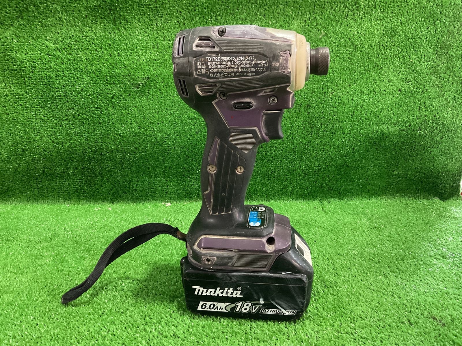 マキタ TD 172 D 充電式インパクトドライバ 本体|BL 1860 B 18 V 6 Ah 21回 セット 記名消し跡有り 軸ブレ有 セｰ50