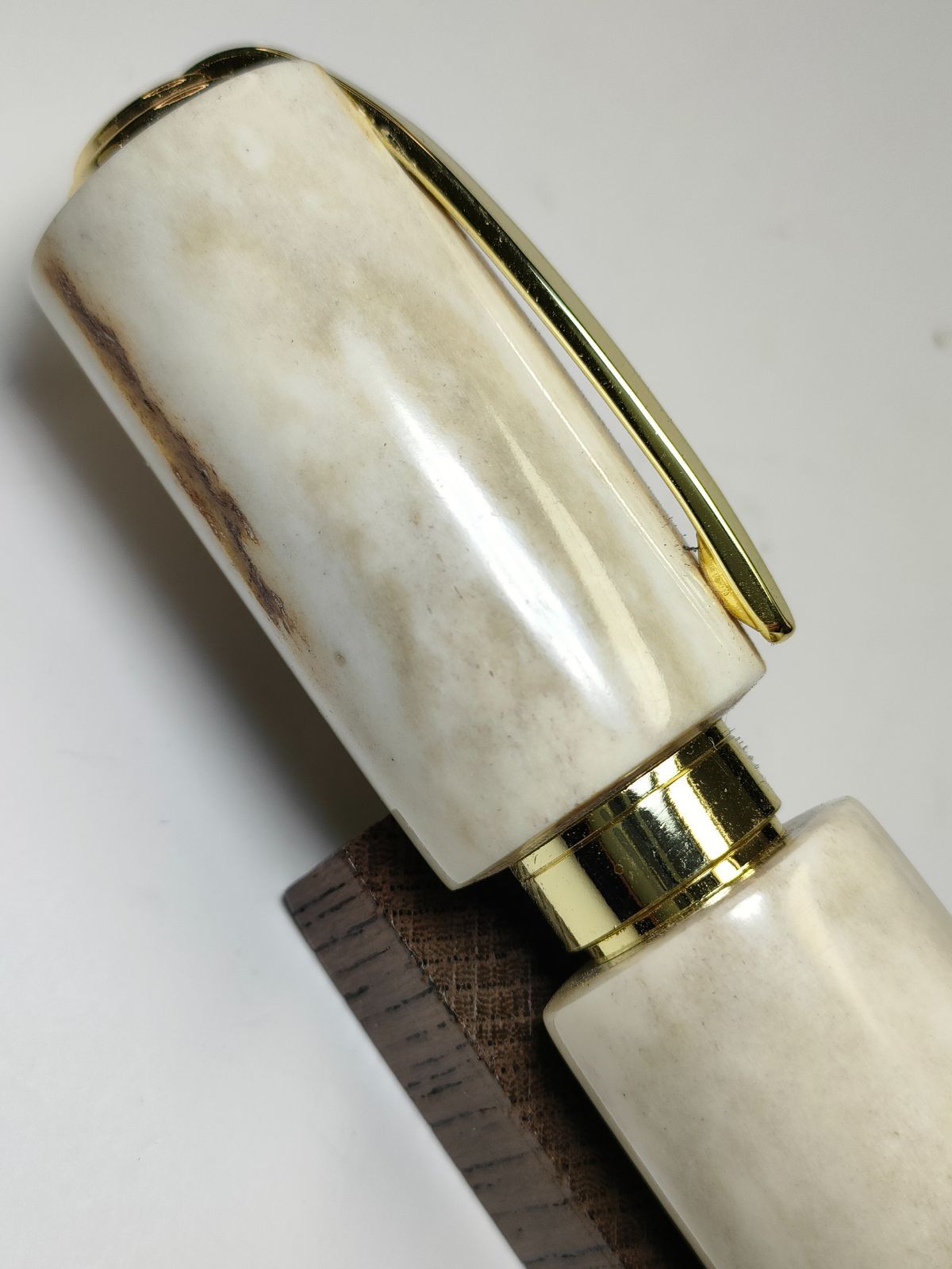 鹿の角】グラデュエイトローラーボールペン（超極太） - メルカリ