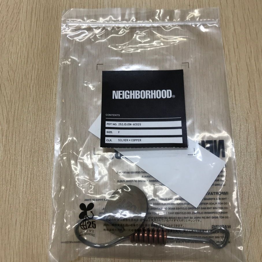 NEIGHBORHOOD JEFF DECKER KEY HOOK ネイバーフッド キーフック 横浜限定【F0932-004】 NEIGHBORHOOD（ネイバーフッド） NEIGHBORHOOD JEFF DECKER KEY HOOK
