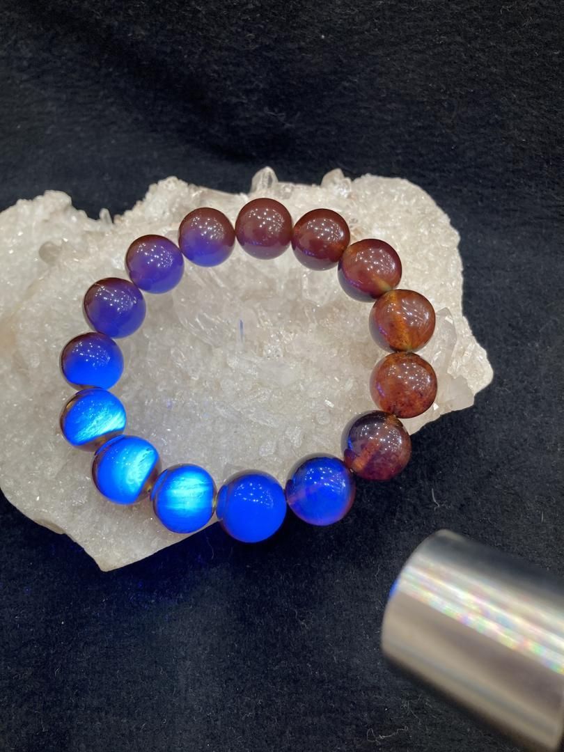 E32487 ブルーアンバー14㎜ ブレスレット＊青い蛍光＊琥珀＊アンバー＊インドネシア＊樹脂の化石＊化石