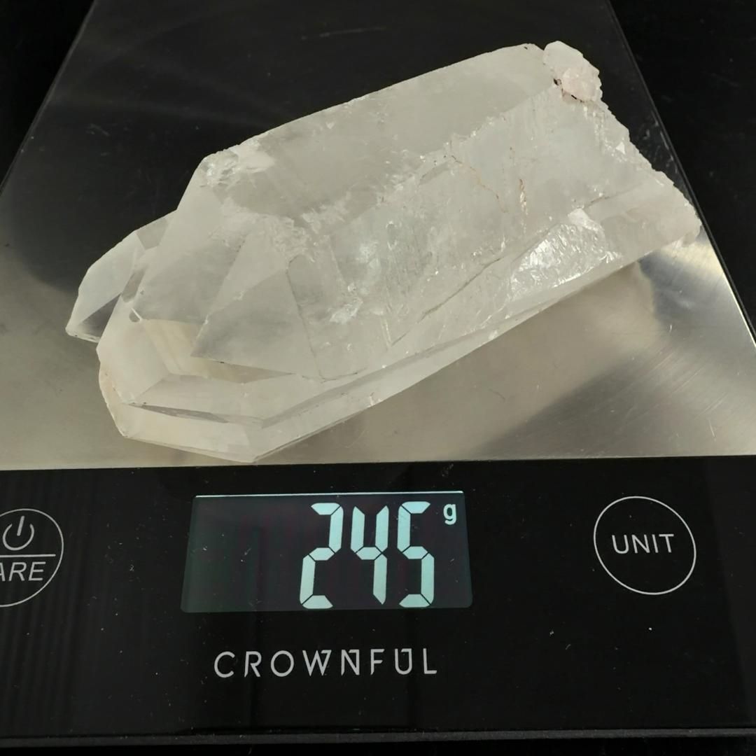 匿名発送】クル渓谷産 ライトスモーキー水晶(セルフヒールド) 匿名 匿名発送】クル渓谷産 ライトスモーキー水晶(セルフヒールド) 匿名
