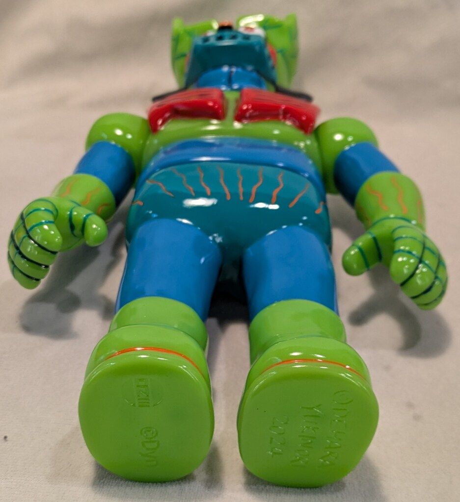 デハラユキノリ KAIJU ONE 30cm TALL MAZINGER Z GREEN Amazing Toy