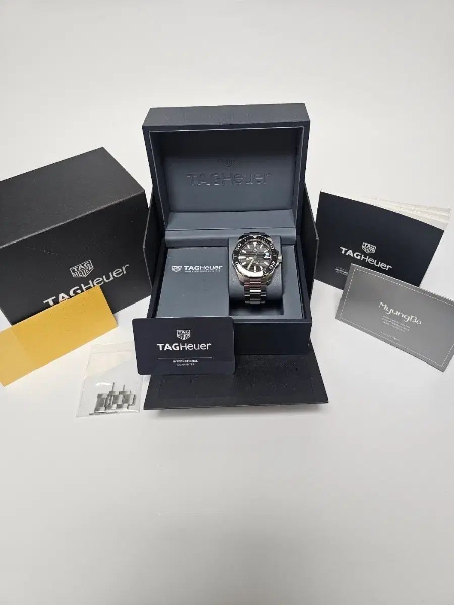タグ ホイヤー アクアレーサー セラミック 黒文字盤 オートマチック ウォッチ 41mm way211a