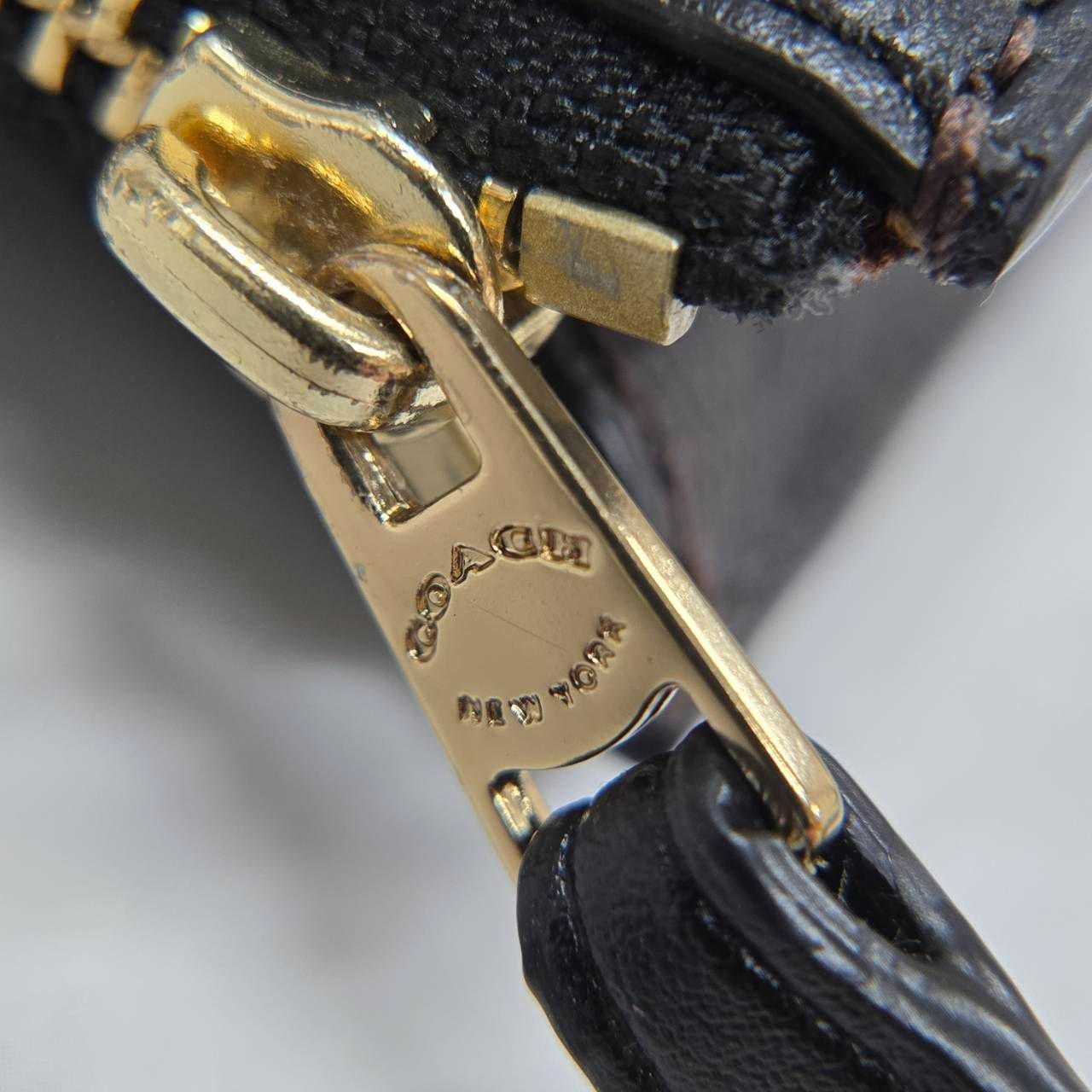 COACH コーチ パスケース コインケース シグネチャー ダークブラウン系 