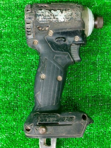 インパクトドライバ