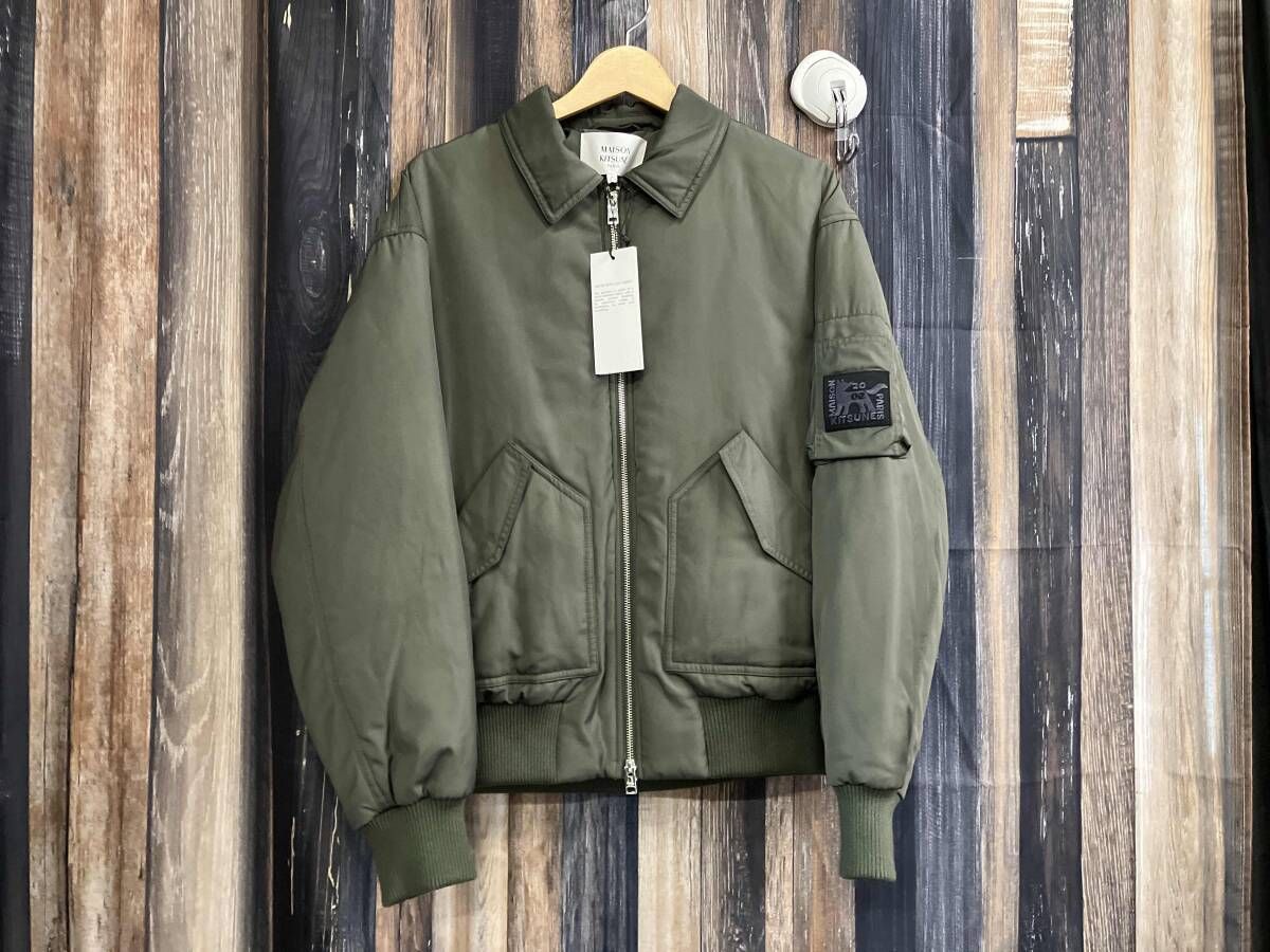 新品、未使用　メゾンキツネ　ジャケット MAISON KITSUNE メゾンキツネ フライトジャケット ボンバージャケット