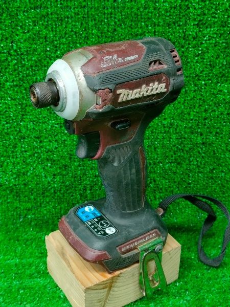 ◎ 全国一律 マキタ Makita インパクトドライバ レッド 18 V 本体のみ 内部オーバーホール済み