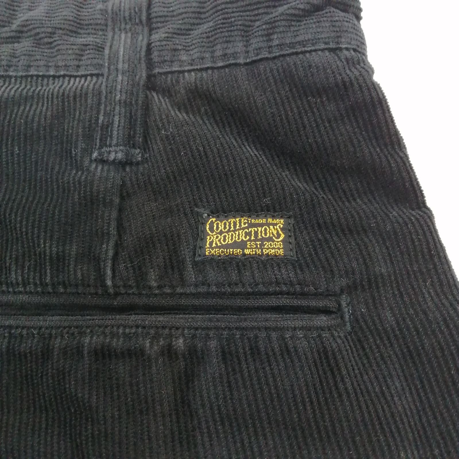 COOTIE ⁄ Wide Corduroy 2 Tuck Trousers