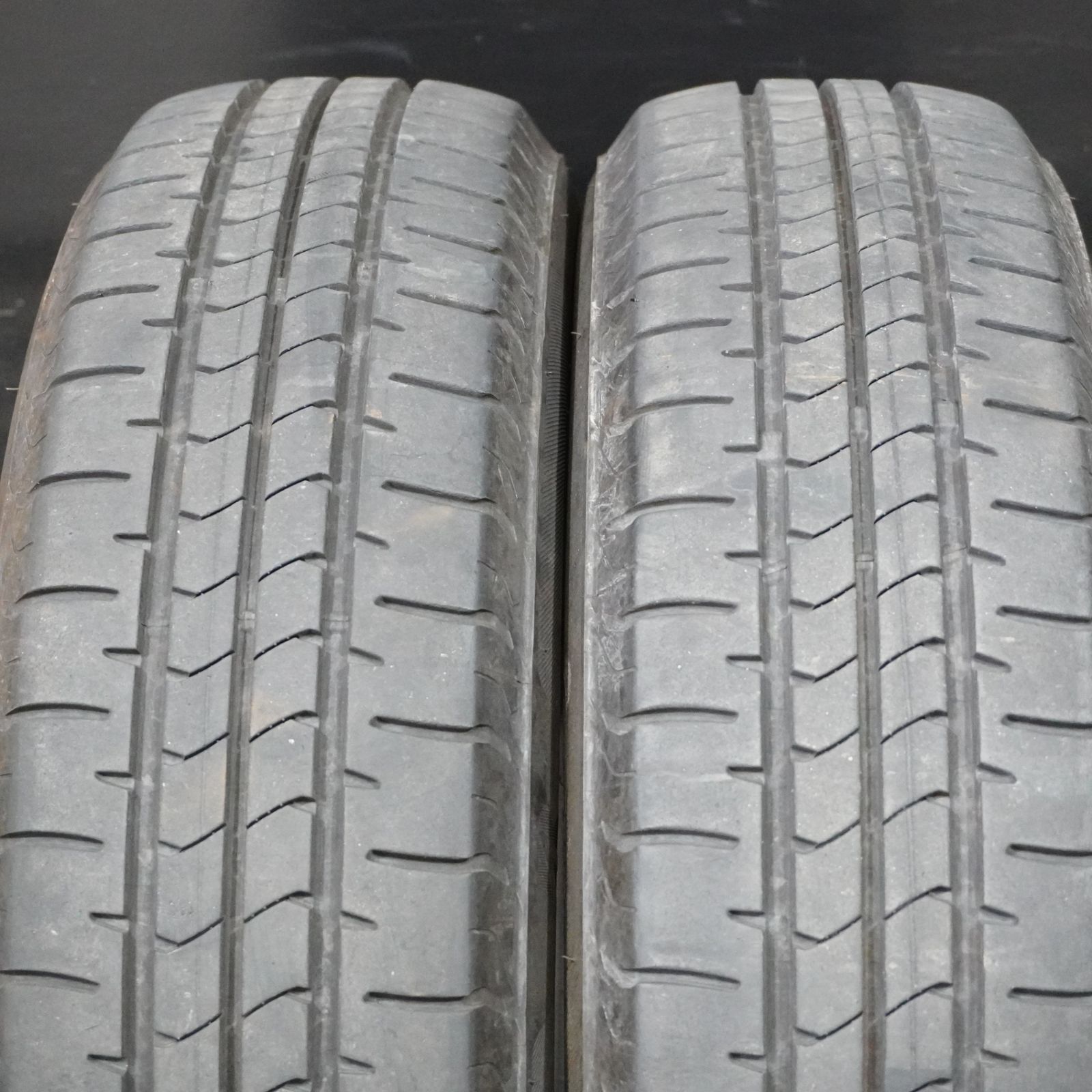 ★バリ山 165/70R14 ブリヂストン NEWNO 23年製~24年製 4本 24年製 バリ山 ブリヂストン NEWNO 2本セット 165/70R14 アクア