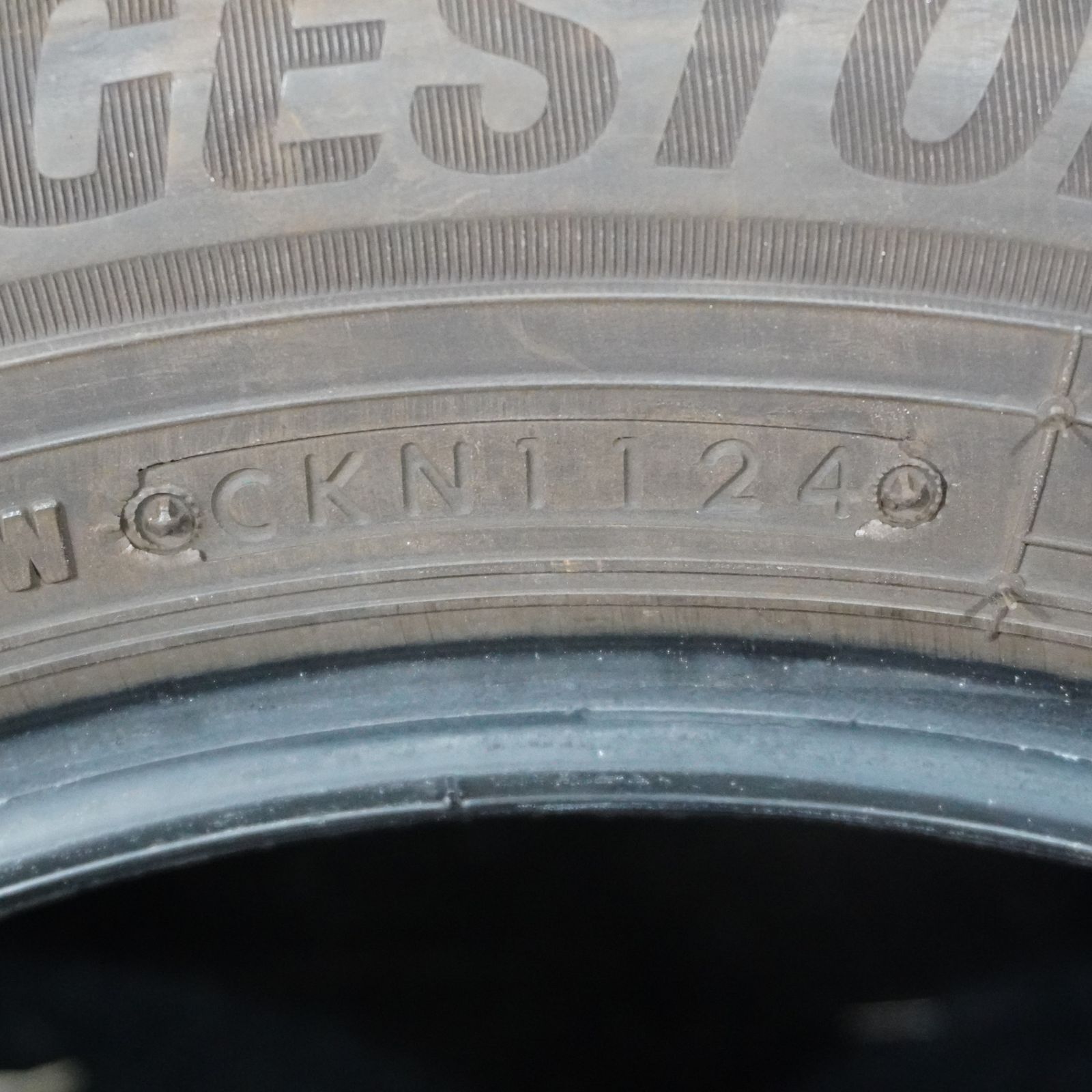 24年製 バリ山 ブリヂストン NEWNO 2本セット 165/70R14 アクア