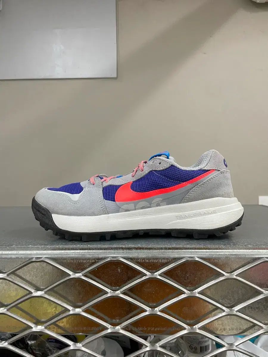 ナイキ acg ローケート 245 gr-3717