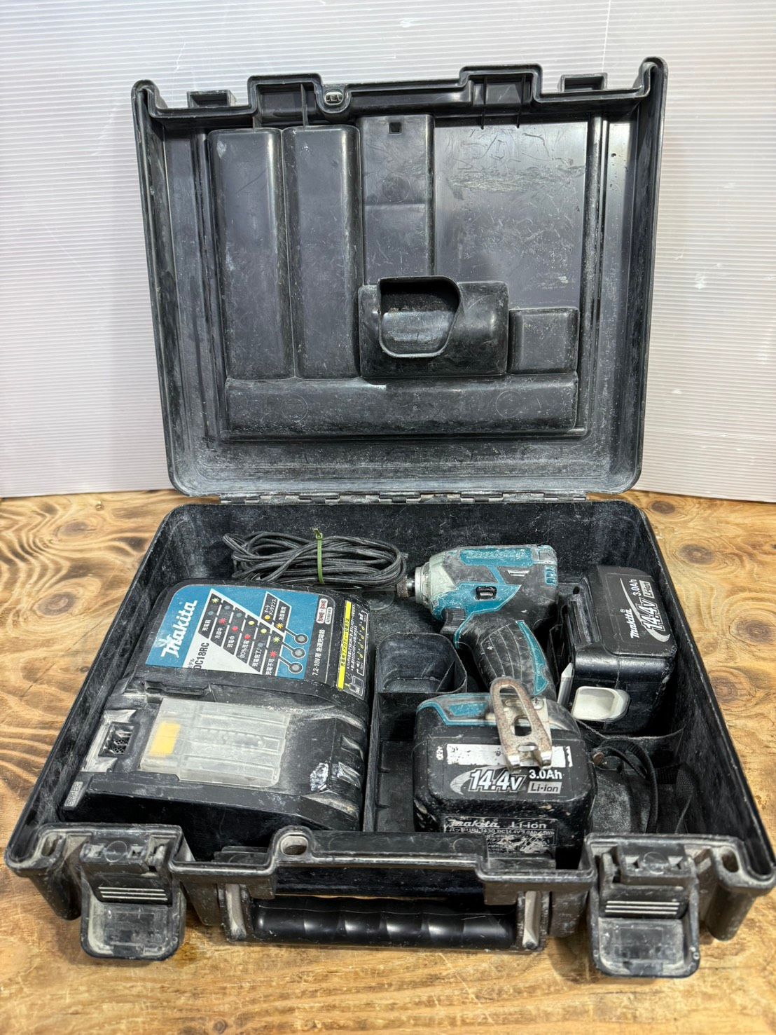 【中古】通史と史料の間で (石井正敏著作集 4) 通史と史料の間で [978-4-585-22204-0] - 11,000円 : 株式会社勉誠社