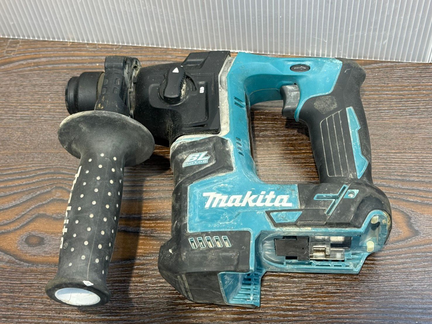 マキタ充電式ハンマドリル