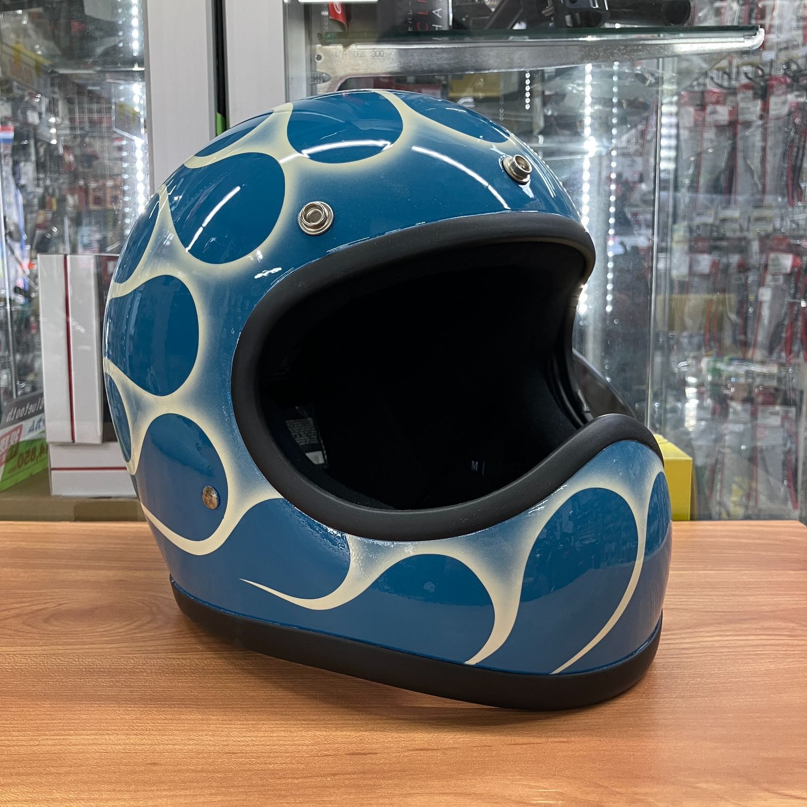 店舗限定商品のお知らせ - TT\u0026CO. ブログ｜ヘルメット専門店 