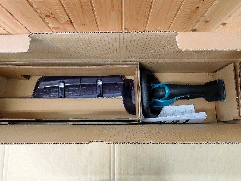 マキタ Makita 360ミリ充電式生垣バリカン 18 V バッテリ 充電器別売 青 ♥