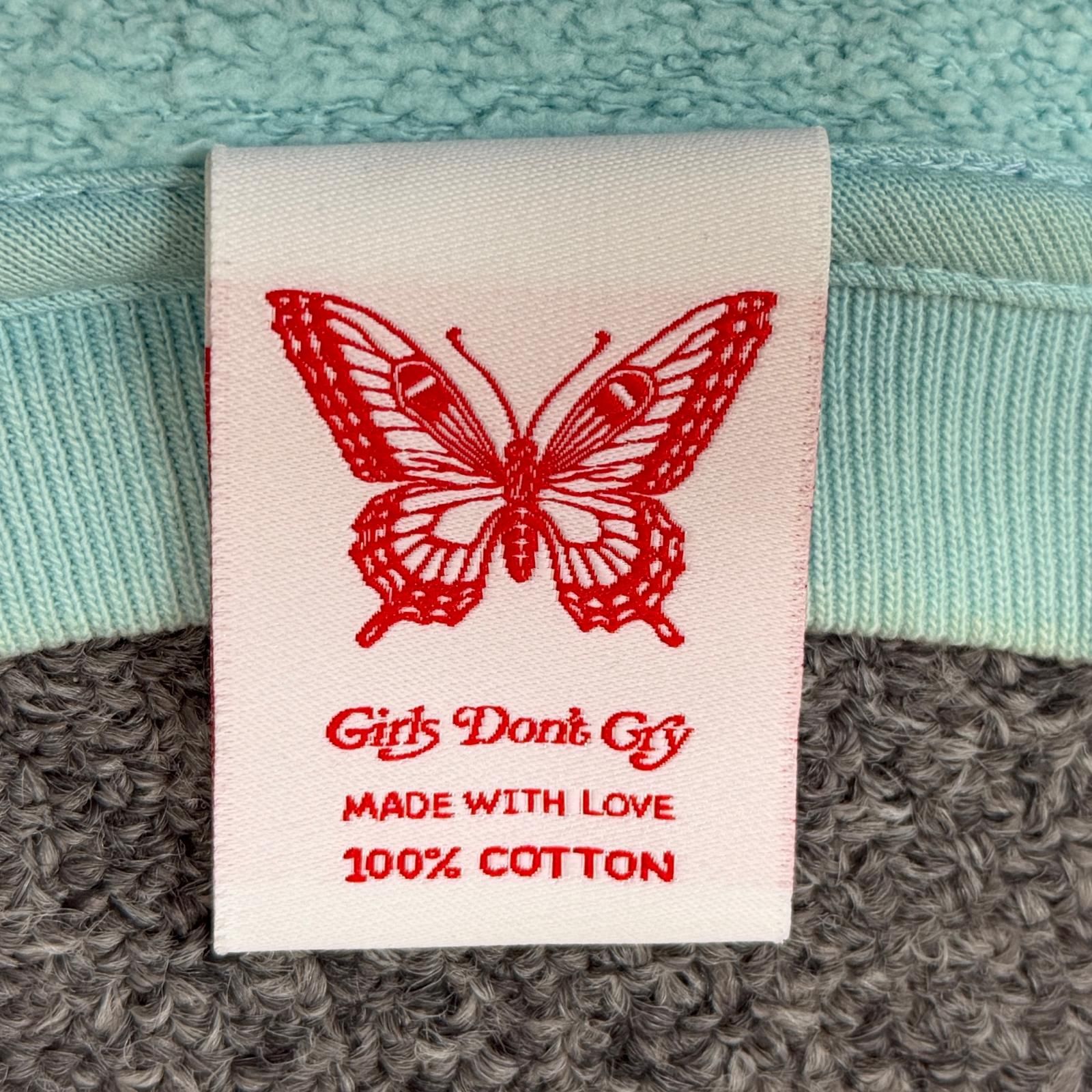 Girls Don't Cry Angel Crewneck エンジェルクルーネックスウェット