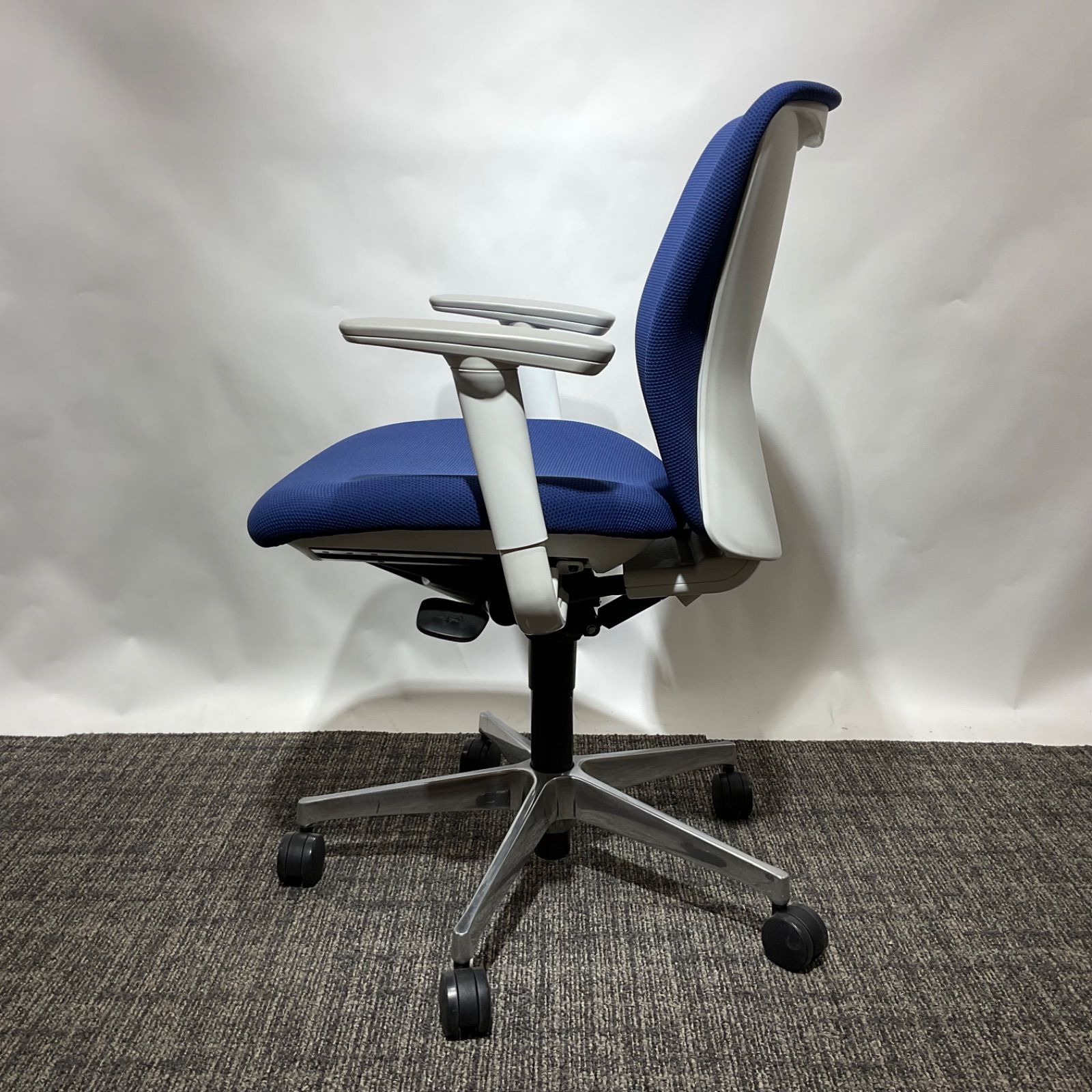 在庫数残り1点 OKAMURA