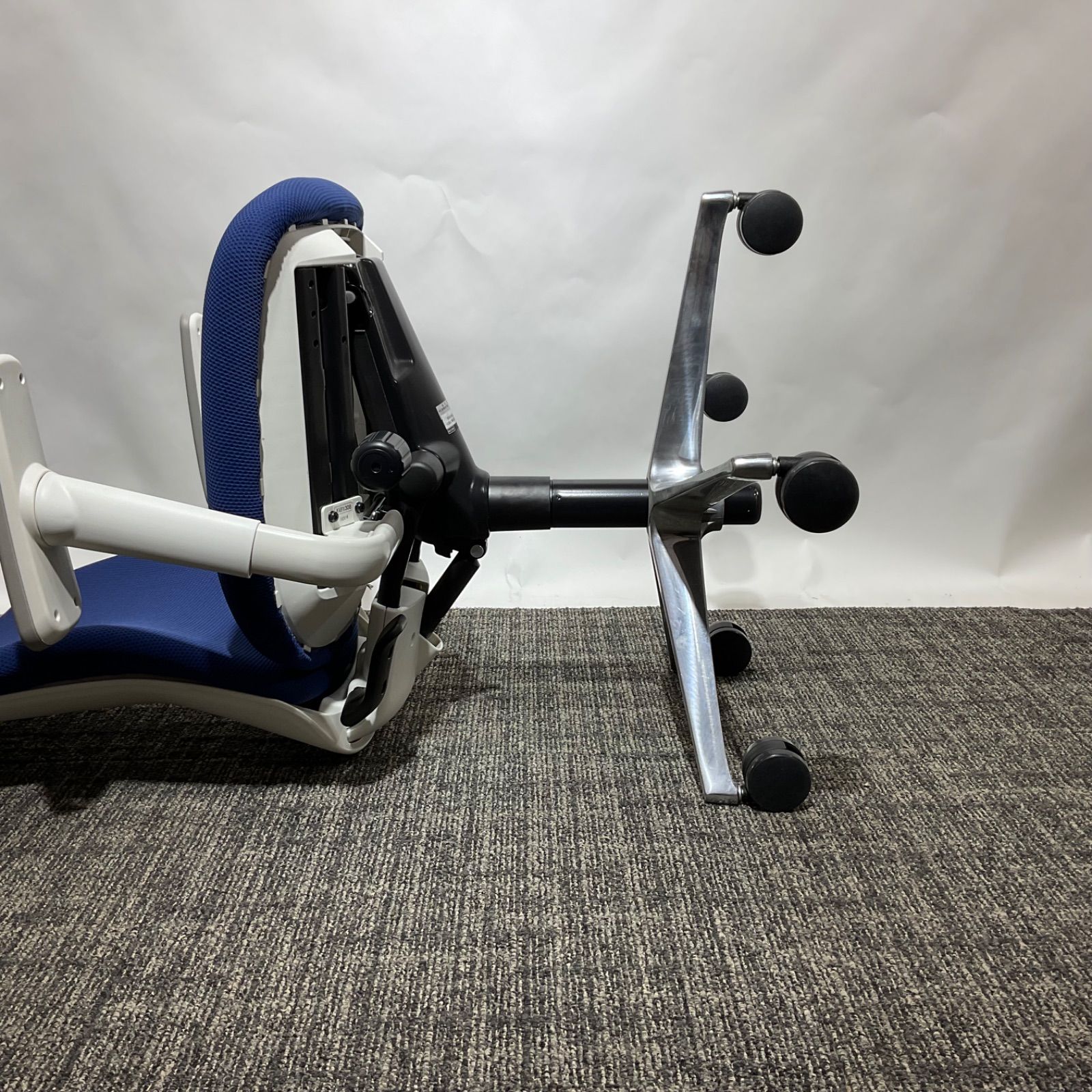 在庫数残り1点 OKAMURA