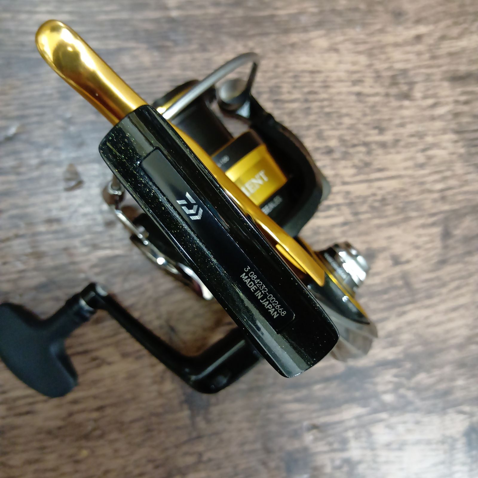 スピニングリール