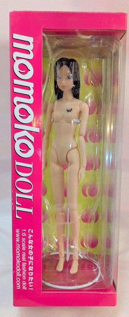 セキグチ momokoDOLL 深夜の横断歩道