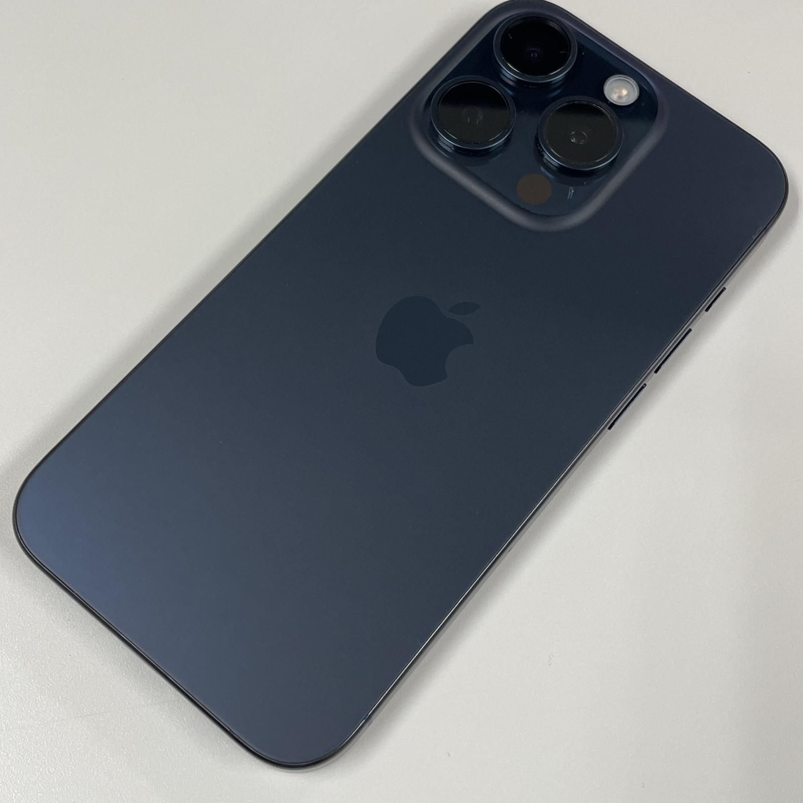 au iPhone 15 Pro 1TB ブルーチタニウム - メルカリ