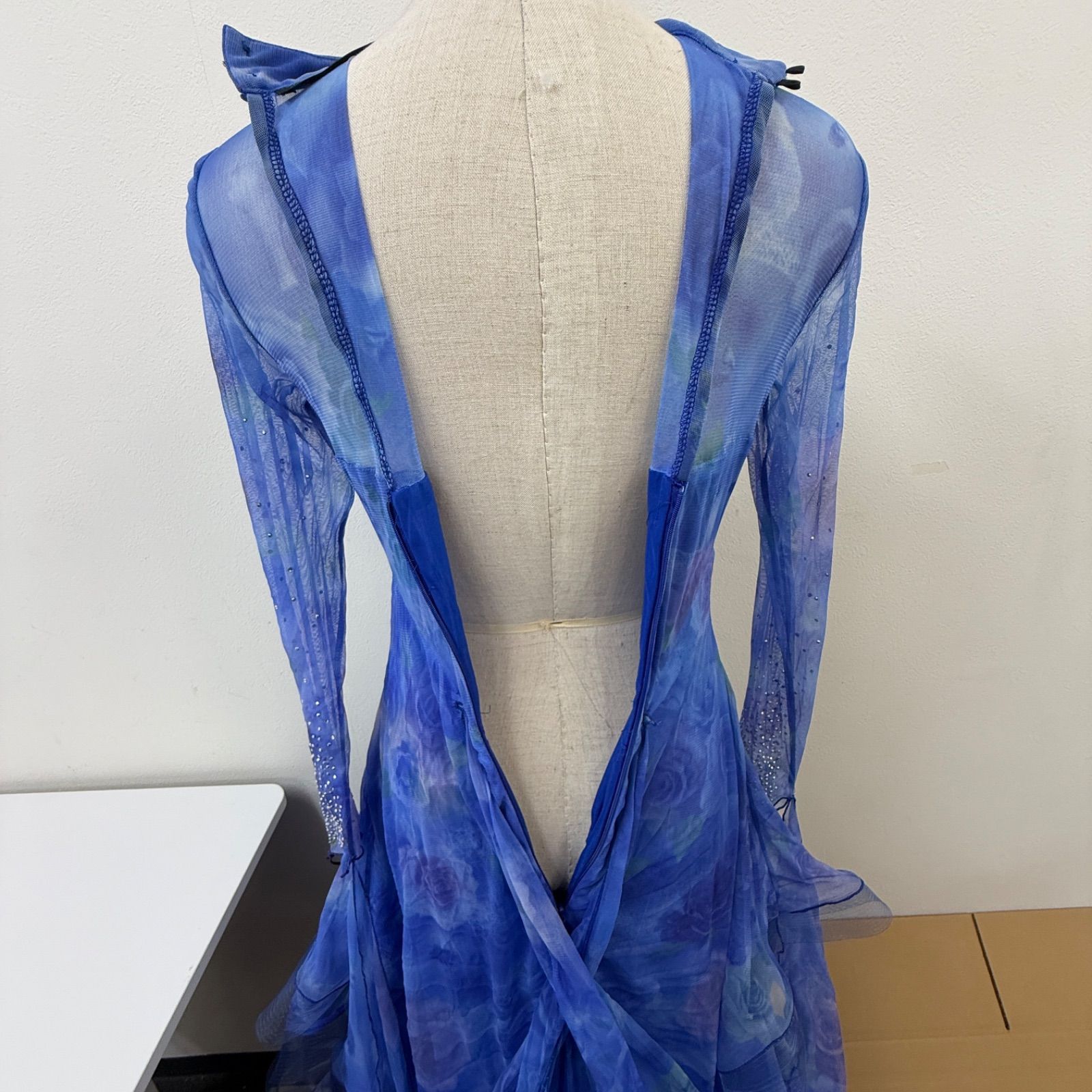 Prima Boutique】社交ダンス衣装 ドレス ワンピース 青 ブルー 薔薇柄