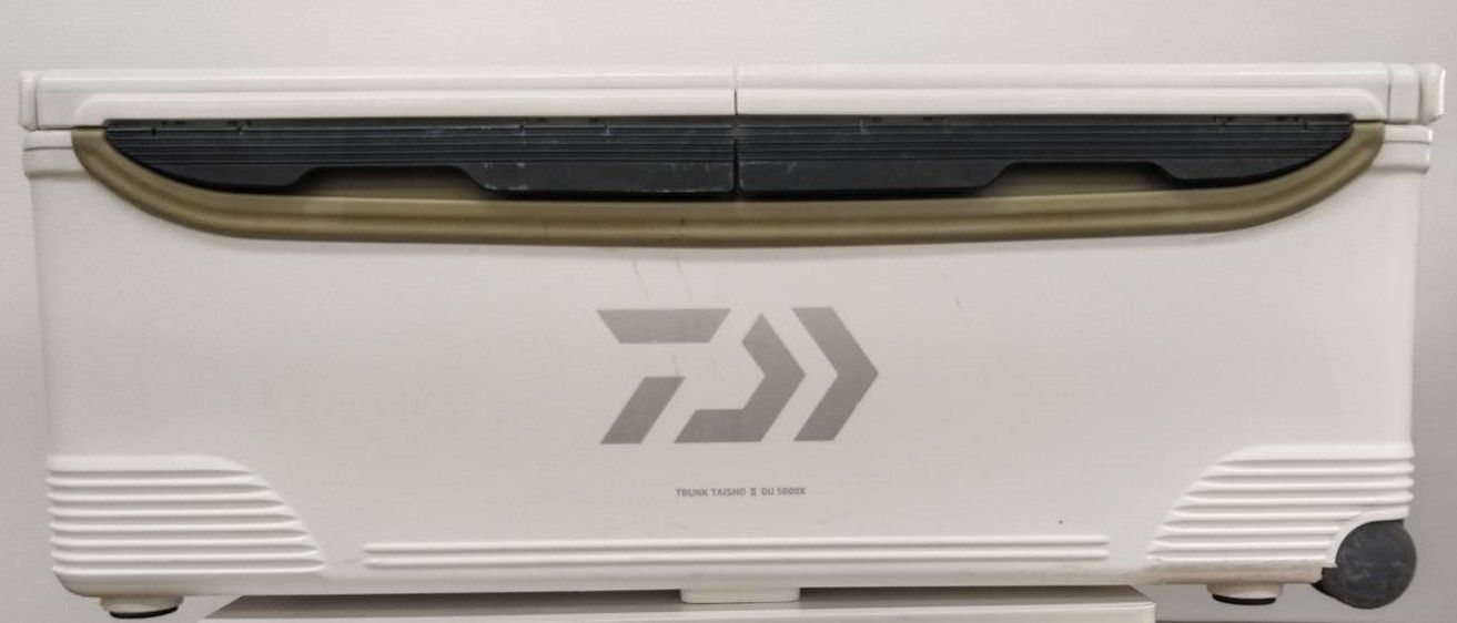 ダイワ トランク大将Ⅱ GU5000X ウレタン 大型 クーラー 釣堀