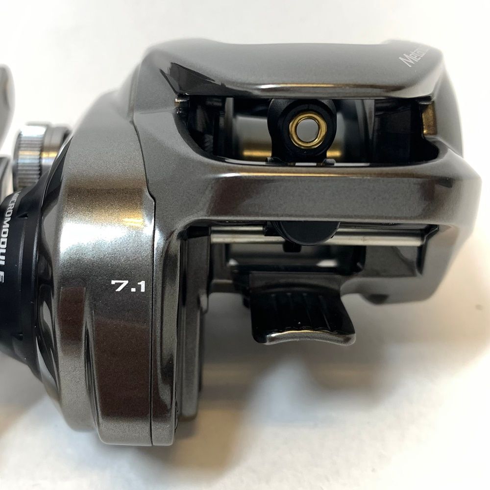 SHIMANO シマノ リール 20メタニウム HG ベイトリール 右ハンドル 86