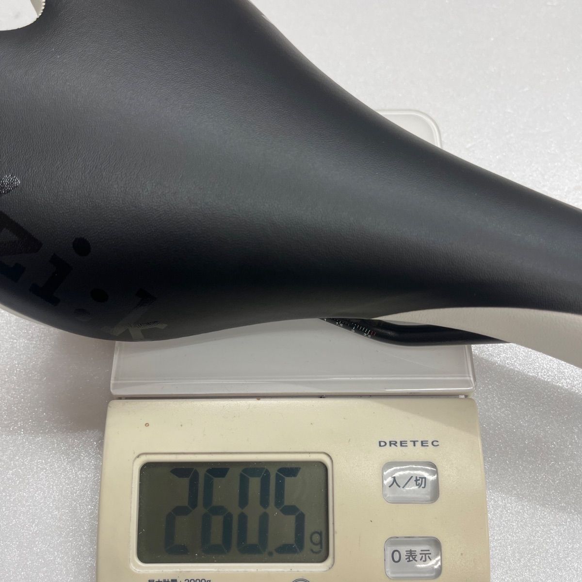 中古】fizik Aliante R3 Gamma ブラック/ホワイト. サドル K:iumレール