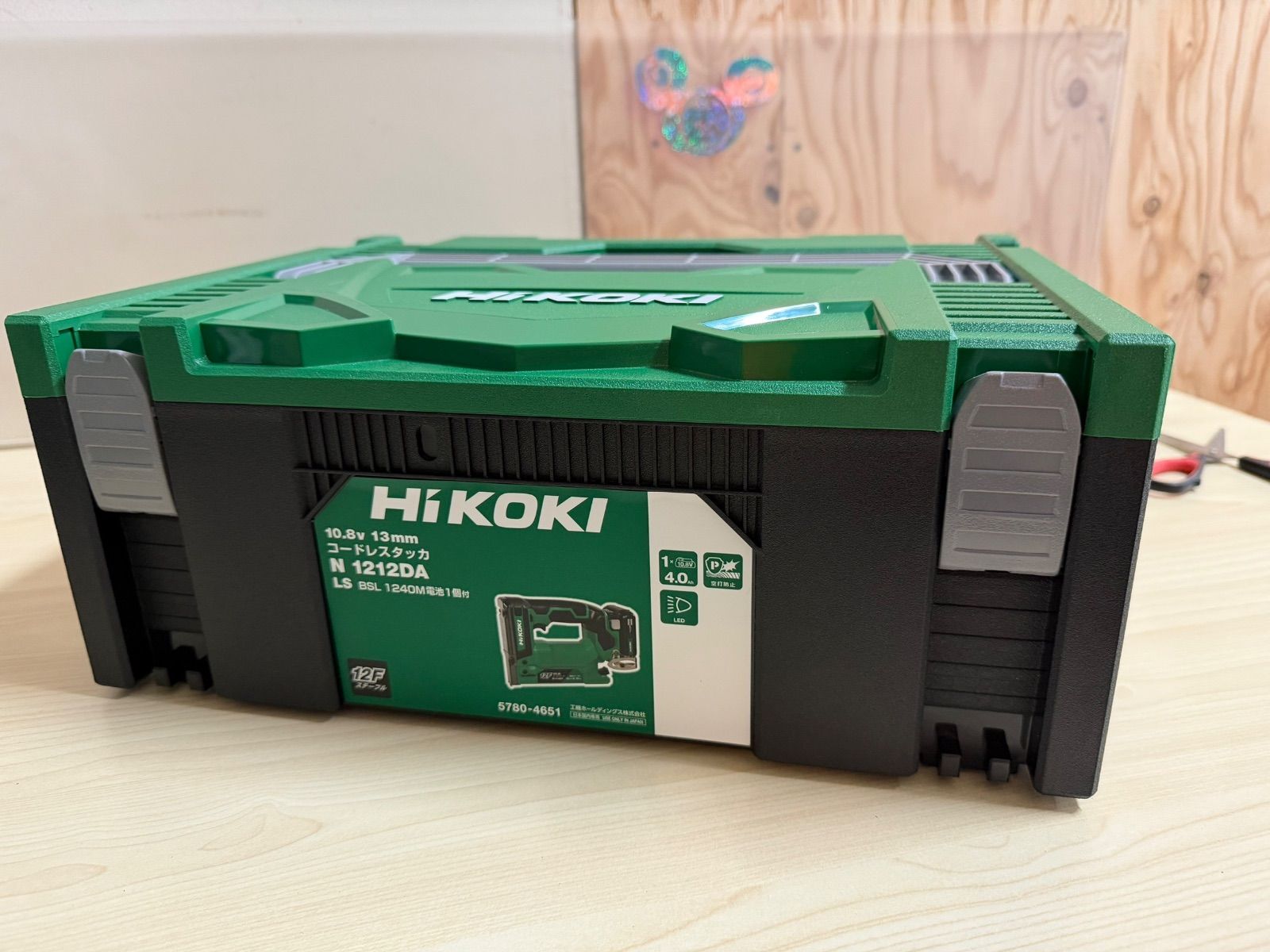 Hi KOKI 10.8 V 13 mm コードレスタッカ N 1212 DA LS